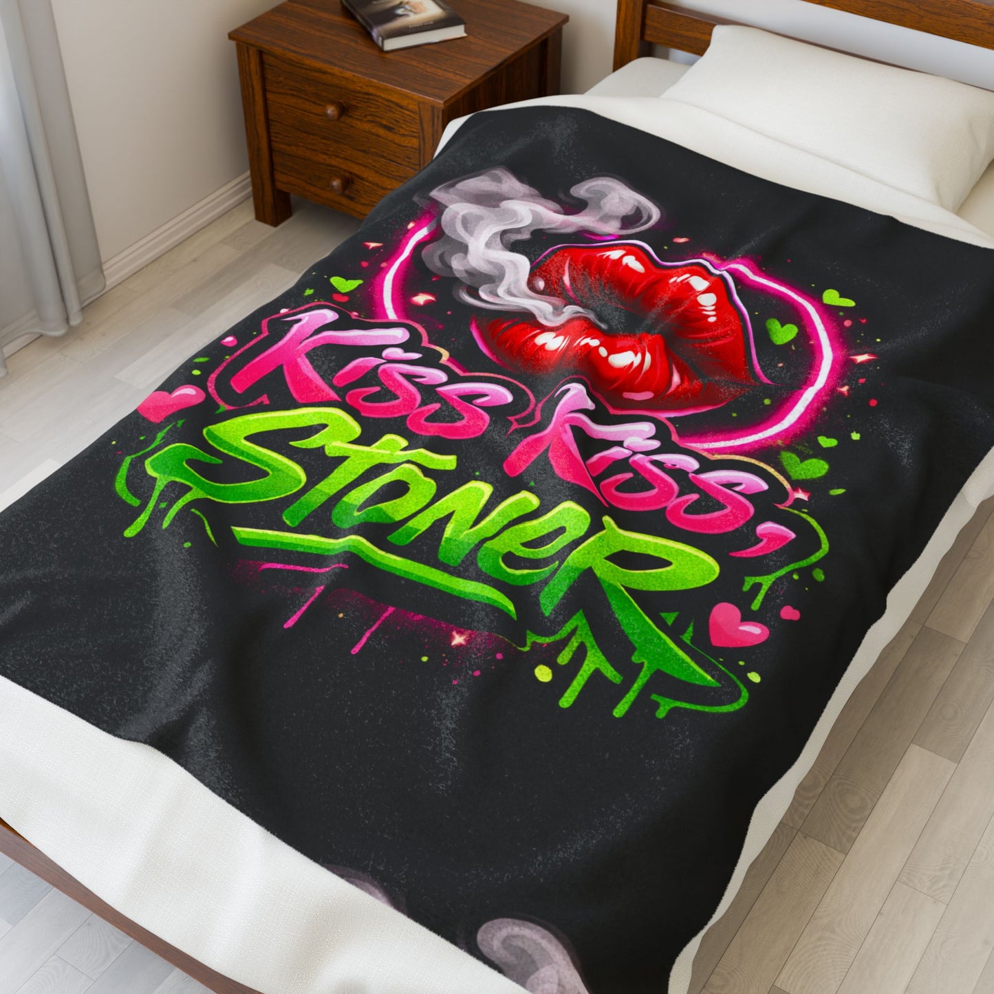 Kiss Kiss Stoner Valentine Blanket – Cannabis Love Cozy Plush Throw for Stoners